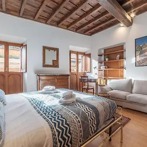 Montecitorio & Pantheon Stylish Flat Apartamento