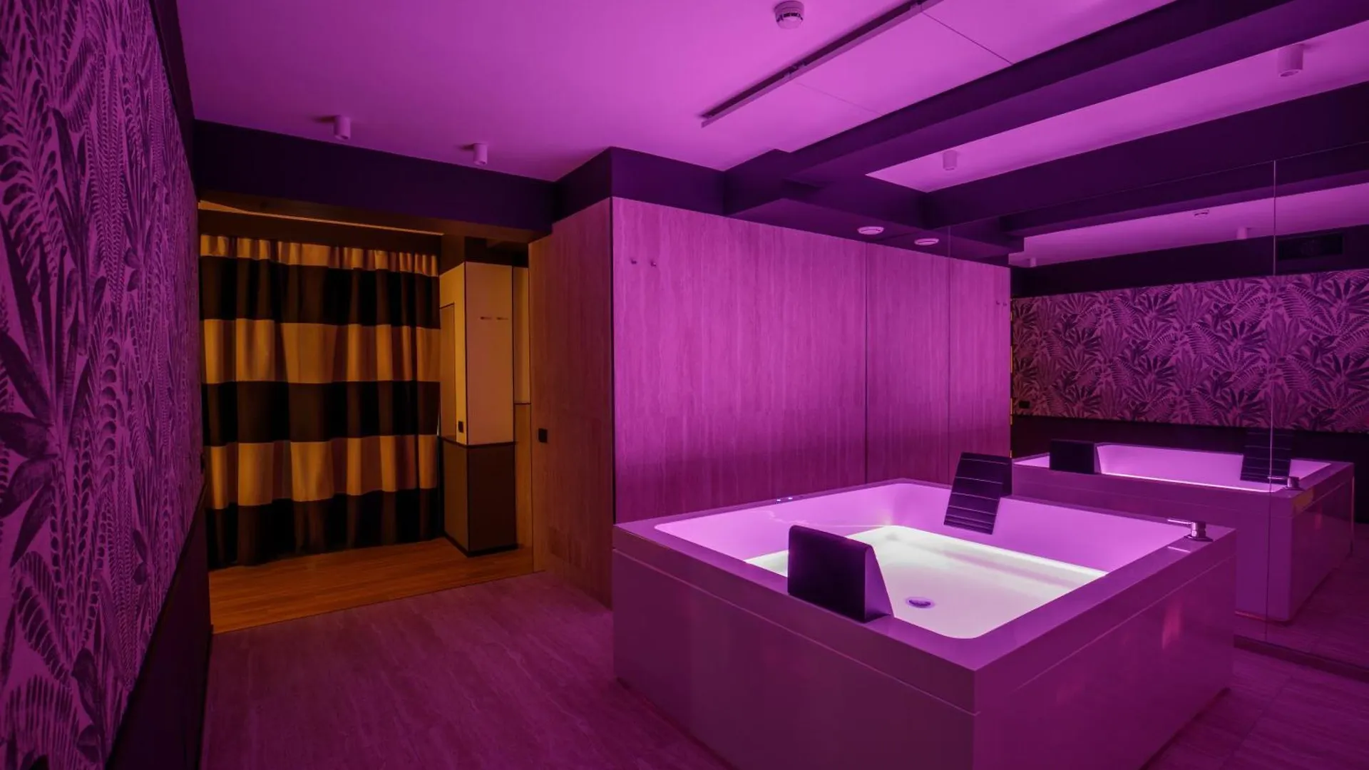 Hotel Domidea Rome 4*,