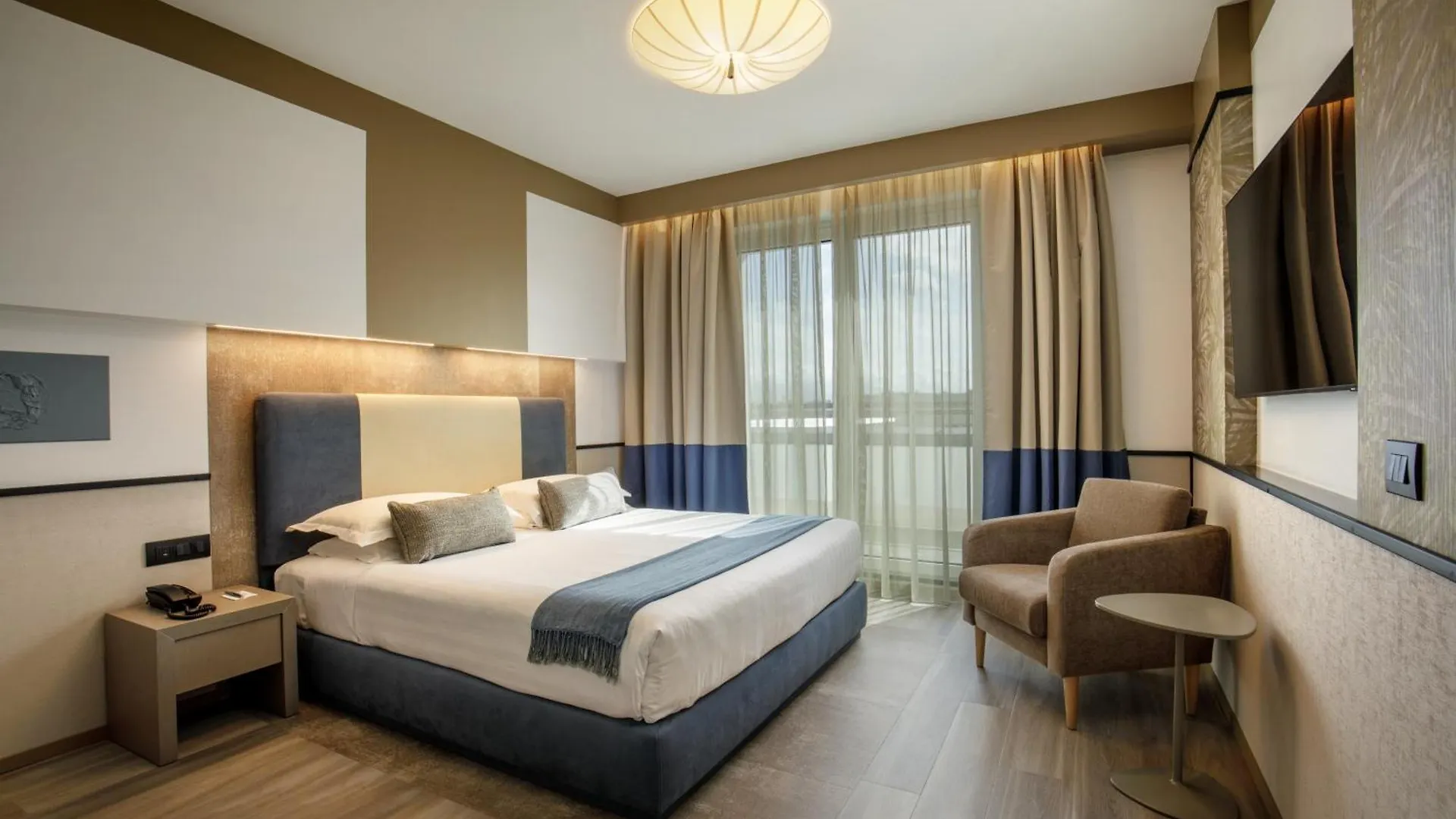Hotel Domidea Rome