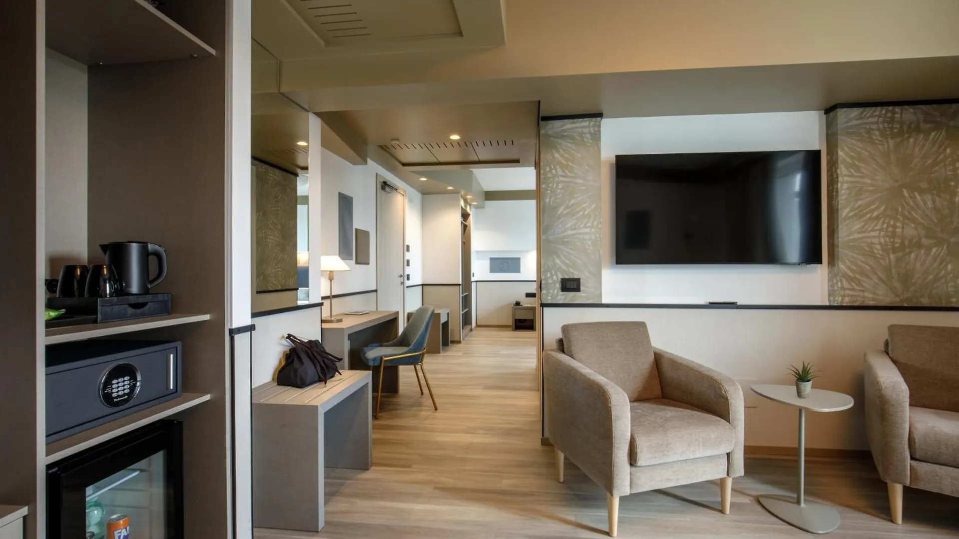Hotel Domidea Rome