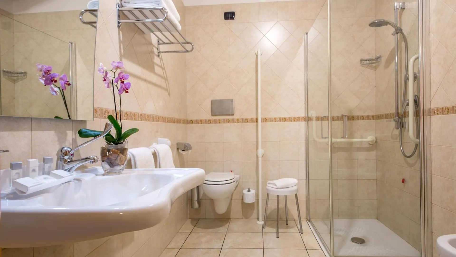 Hotel Domidea Rome