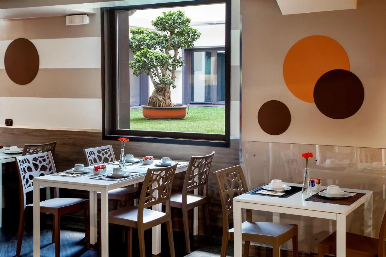 Hotel Domidea Rome